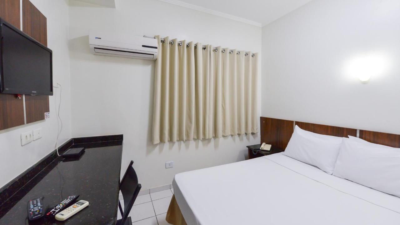 Araucaria Hotel Business - Maringá Екстериор снимка